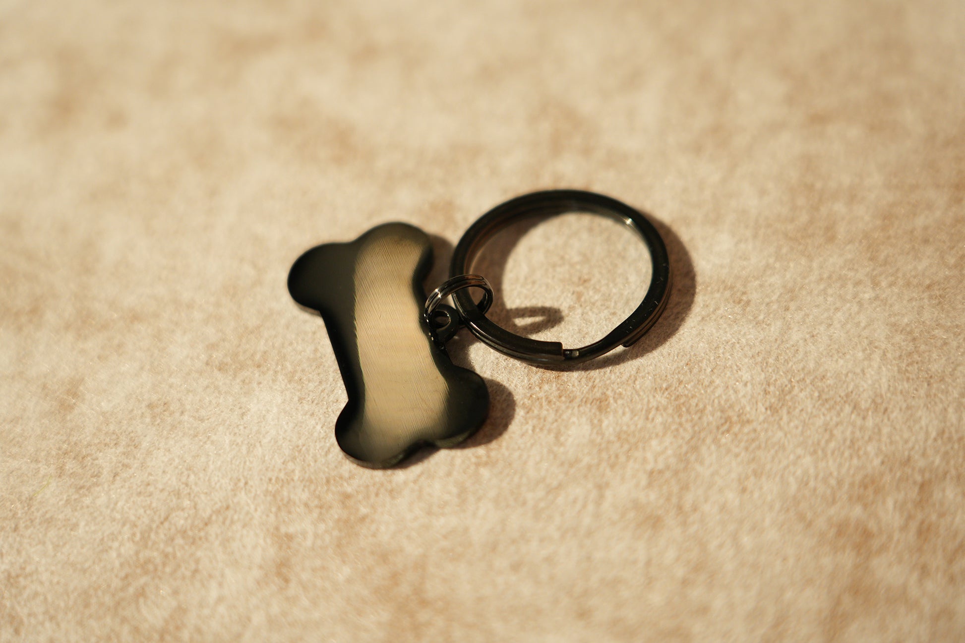 Jiliwa™ Rhinestones Bone Pet Tag