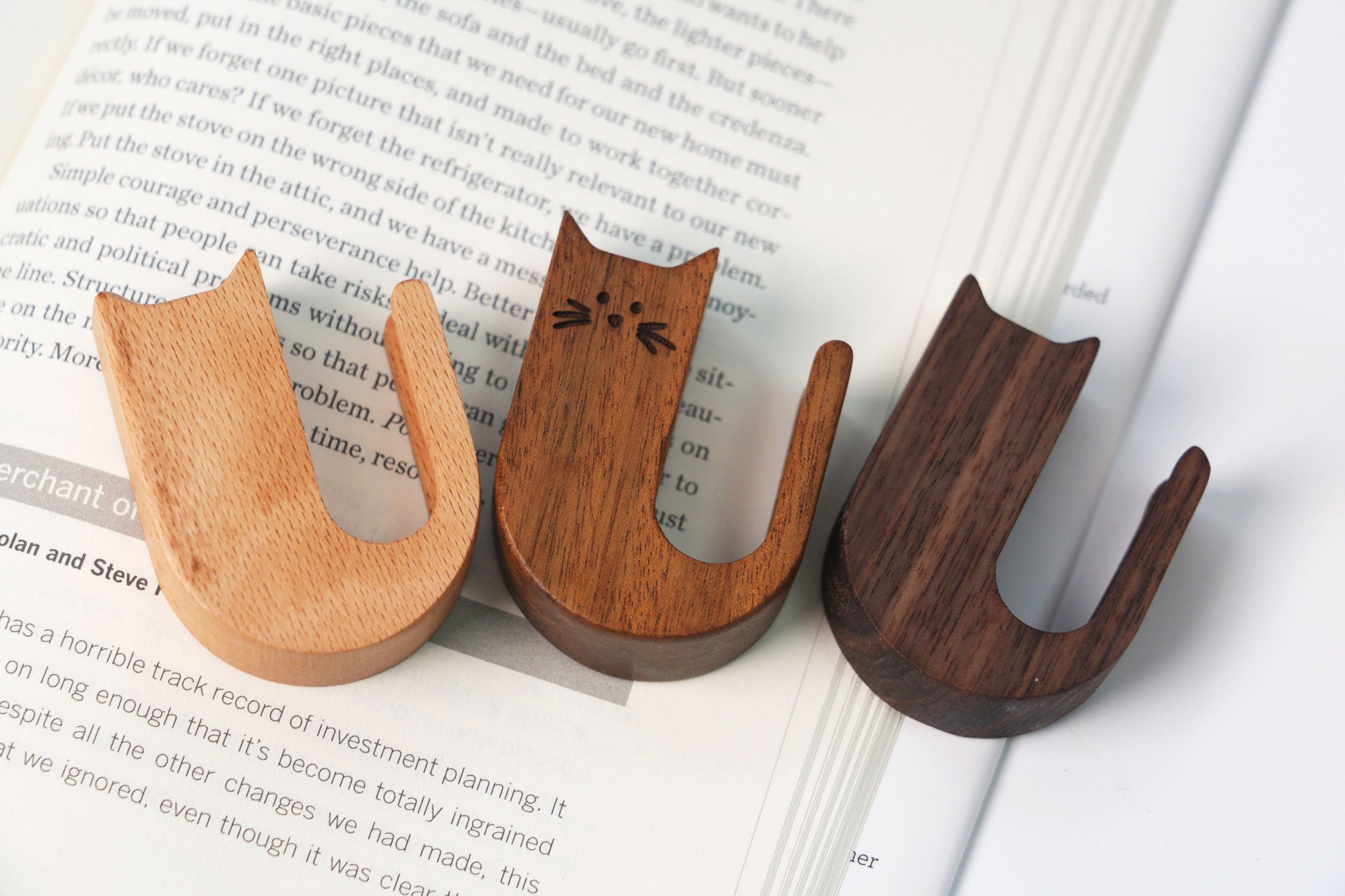 Jiliwa™Custom Cat Beard Collector Fridge magnet